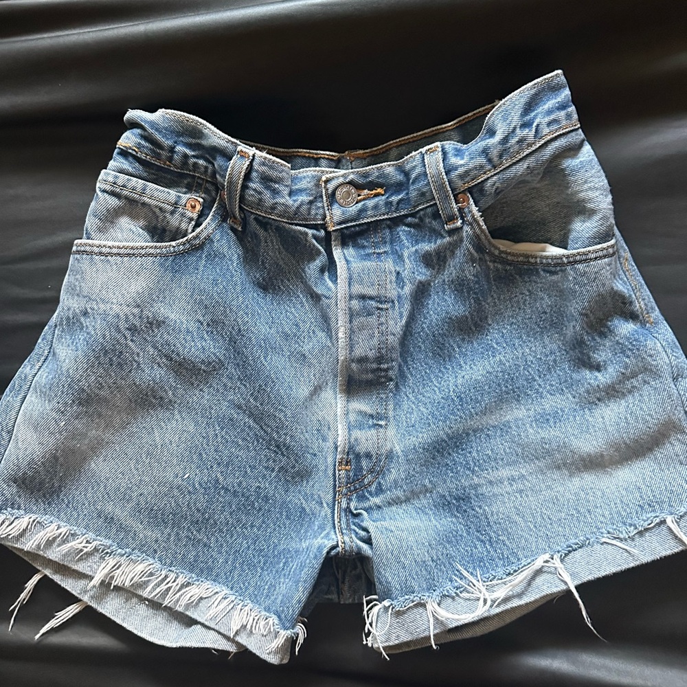 Levi’s Classic Blue Denim Women Shorts